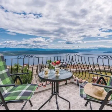Vila La Sella - Romantic House With A Unique View Cres