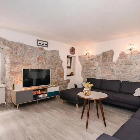 La Sella - Romantic House With A Unique View *